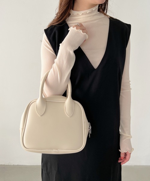 CLEA（クレア）の「2WAYアースカラースクエアミニボストンショルダーバッグ（ボストンバッグ・レディース・キャメル/アイボリー/ブラック/ライトグリーン・FREE）」の7枚目の写真