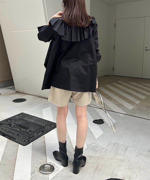 CAPRICIEUX LE'MAGE（カプリシューレマージュ）の「フリルAラインシャツ（シャツ/ブラウス・レディース・ブラック/ホワイト/ベージュ・FREE）」の19枚目の写真