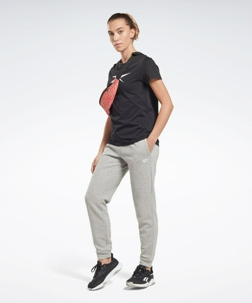 Reebok（リーボック）の「グラフィック Tシャツ / TE Graphic Tee - Vector（Tシャツ/カットソー・レディース・ブラック・X-SMALL/MEDIUM/X-LARGE/LARGE/SMALL）」の2枚目の写真