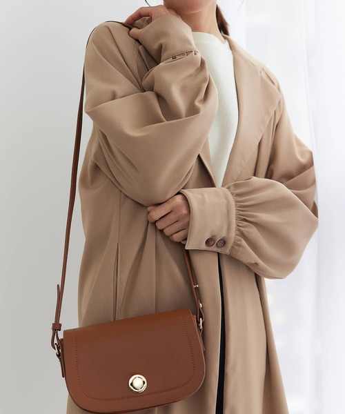 Edit Sheen（エディットシーン）の「シンプルフラップラウンドショルダー（ショルダーバッグ・レディース・ブラック/キャメル・FREE）」の16枚目の写真