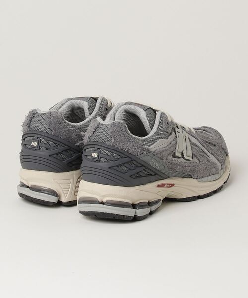 NEW BALANCE（ニューバランス）の「New Balance M1906 / ニューバランス M1906【SP】（スニーカー・メンズ・ブラック/ホワイト/グレー・25.5cm/25.0cm/24.5cm/27.5cm/27.0cm/26.5cm/26.0cm/24.0cm/23.5cm/29.0cm/28.5cm/28.0cm/23.0cm）」の10枚目の写真