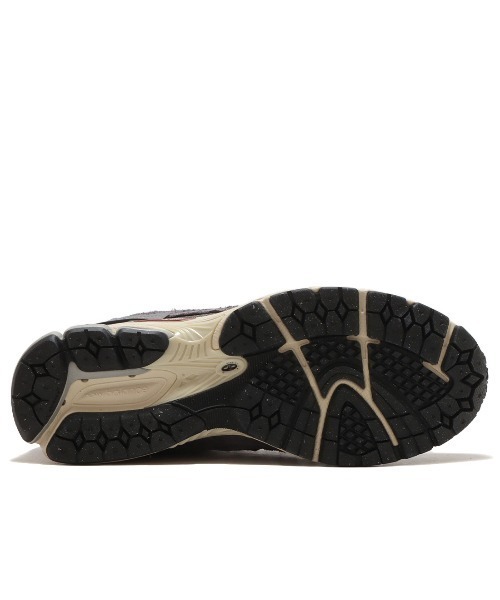 NEW BALANCE（ニューバランス）の「New Balance M1906 / ニューバランス M1906【SP】（スニーカー・メンズ・ブラック/ホワイト/グレー・25.5cm/25.0cm/24.5cm/27.5cm/27.0cm/26.5cm/26.0cm/24.0cm/23.5cm/29.0cm/28.5cm/28.0cm/23.0cm）」の15枚目の写真