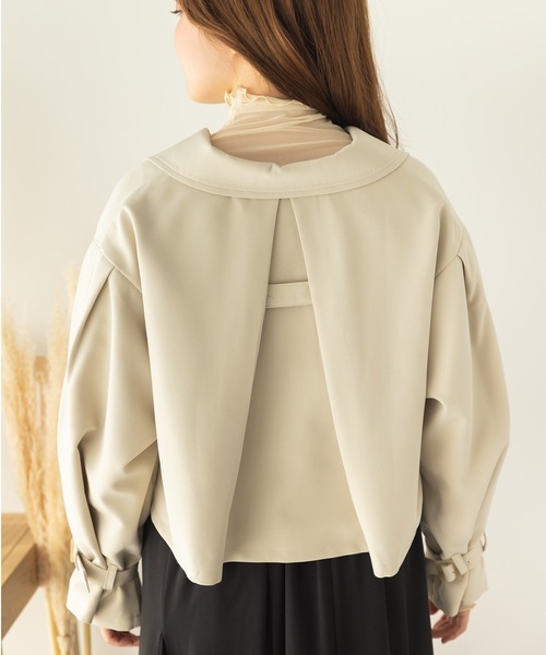 SLURR（スラ―）の「キャンディースリーブショート丈トレンチコート（トレンチコート・レディース・アイボリー/ベージュ・FREE）」の13枚目の写真