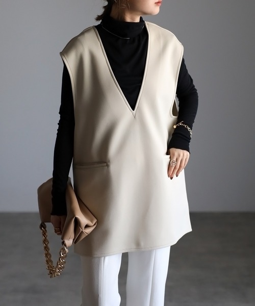 Bonjour Sagan（ボンジュールサガン）の「Vネックプルオーバーベスト（ベスト・レディース・ブラック/アイボリー・FREE）」の17枚目の写真