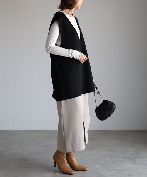 Bonjour Sagan（ボンジュールサガン）の「Vネックプルオーバーベスト（ベスト・レディース・ブラック/アイボリー・FREE）」の7枚目の写真