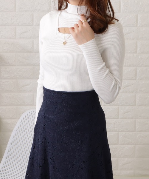 Lace Ladies(レースレディース)の「プチハイネック長袖ニットプルオーバー(Tシャツ/カットソー・レディース・アイボリー/ホワイト/グリーン/ブラック/ブラウン・FREE)」の11枚目の写真