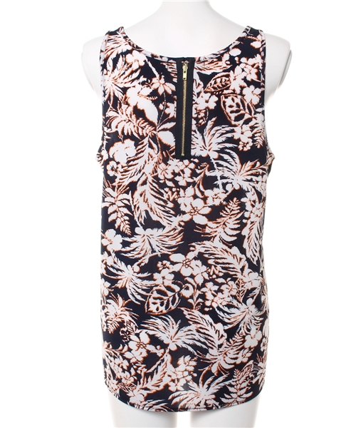 AZUL by moussy（アズールバイマウジー）の「エスパンディアロハ柄ZIPゆるタンク（タンクトップ・レディース・ホワイト系その他/ダークネイビー・LARGE/SMALL/MEDIUM）」の8枚目の写真