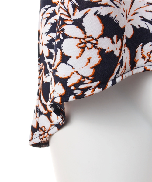 AZUL by moussy（アズールバイマウジー）の「エスパンディアロハ柄ZIPゆるタンク（タンクトップ・レディース・ホワイト系その他/ダークネイビー・LARGE/SMALL/MEDIUM）」の4枚目の写真