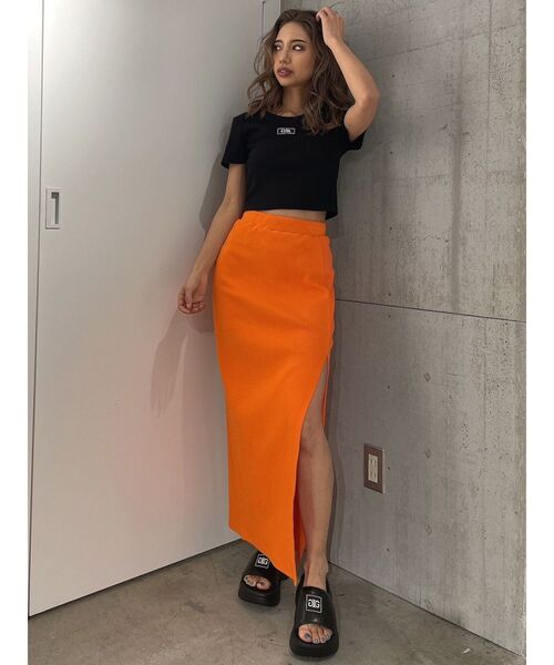 GYDA(ジェイダ)の「【WEB限定】PUFFERサンダル(サンダル・レディース・オフホワイト/ブラック・SMALL/MEDIUM/LARGE)」の4枚目の写真