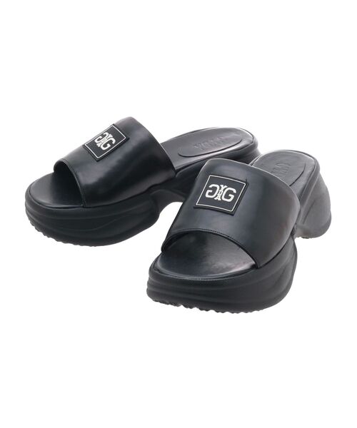 GYDA(ジェイダ)の「【WEB限定】PUFFERサンダル(サンダル・レディース・オフホワイト/ブラック・SMALL/MEDIUM/LARGE)」の20枚目の写真