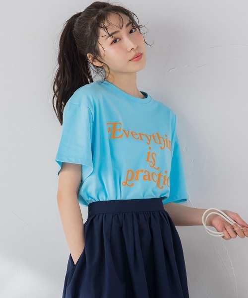 VICKY（ビッキー）の「【大人も取り入れやすい】ロゴTシャツ