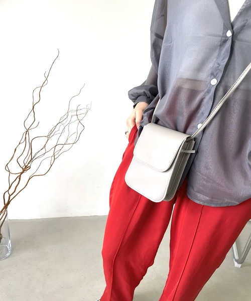 United store(ユナイテッドストア)の「ミニスクエアショルダーバッグ(ショルダーバッグ・レディース・ブラック/ライトグレー/ブラウン・FREE)」の18枚目の写真