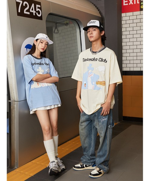 A'GEM9(エージェムナイン)の「A'GEM/9 × .kom『DONSMOKE/ドンスモーク』ラビット半袖カットソー(Tシャツ/カットソー・メンズ・ブルー/ベージュ・M)」の6枚目の写真