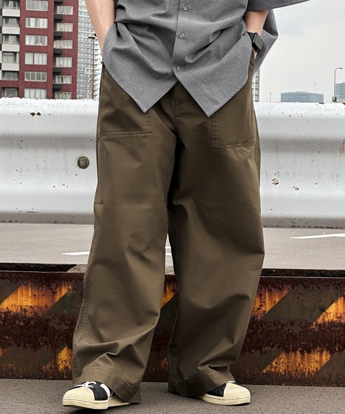 kutir（クティール）の「ミリタリーベイカーワイドパンツ（その他パンツ・メンズ・ベージュ/ブラック/カーキ・LARGE/MEDIUM/SMALL）」の5枚目の写真