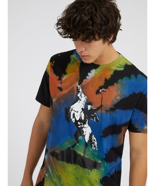 Guess(ゲス)の「GUESS X BRANDALISED(R) WITH GRAFFITI BY BANKSY Go Big Or Go Home Tee(Tシャツ/カットソー・メンズ・その他・LARGE/X-LARGE/SMALL/MEDIUM)」の2枚目の写真