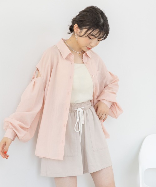 repipi armario（レピピ アルマリオ）の「カタアキリボンルーズシャツ（シャツ/ブラウス・キッズ・ホワイト/サックスブルー/コーラルピンク/イエロー系/ブラック/アイボリー・MEDIUM/LARGE）」の6枚目の写真