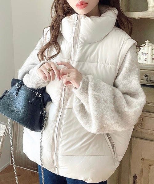 moment+(モーメントプラス)の「ビッグファスナーファイバーダウンベスト(ダウンベスト・レディース・アイボリー/ブラック・FREE)」の15枚目の写真