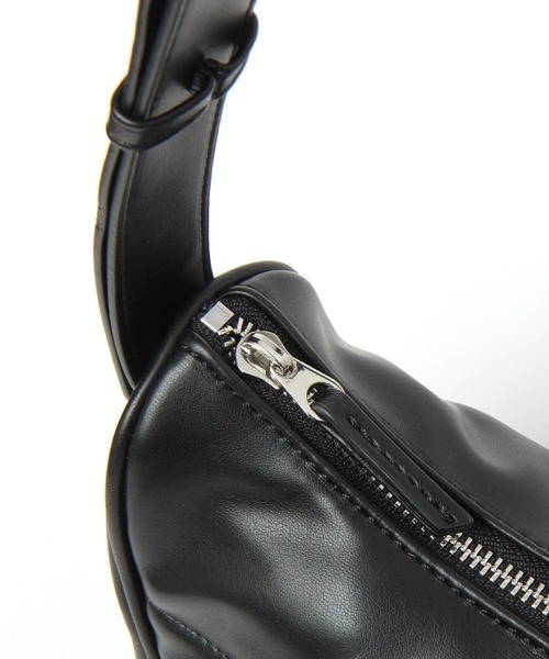 niko and...（ニコアンド）の「オリジナルムーンボディショルダーバッグ（ショルダーバッグ・レディース・グレー/ブラック/アイボリー・0）」の9枚目の写真