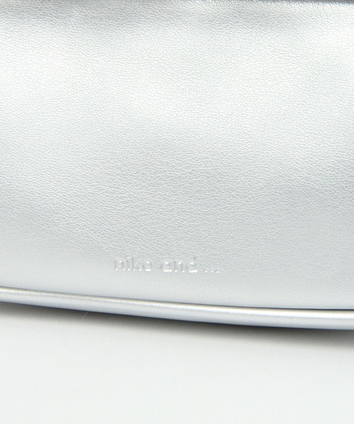 niko and...（ニコアンド）の「オリジナルムーンボディショルダーバッグ（ショルダーバッグ・レディース・グレー/ブラック/アイボリー・0）」の6枚目の写真