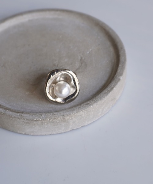 dictionary（ディクショナリー）の「カラー ストーン リング 【 DICTIONARY / ディクショナリー 】（リング・レディース・ホワイト/ブラック/ダークブラウン/ブラウン/レッド/シルバー/オレンジ/アイボリー/エメラルド/ブラウン系/ゴールド/ナチュラル・FREE/15号）」の11枚目の写真