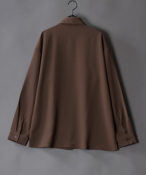 SITRY(シトリー)の「Drape twill fly front over shirt/別注 ドレープ ツイル 比翼仕立て オーバーシャツ(シャツ/ブラウス・メンズ・ライトブラウン/オフホワイト/チャコールグレー/ブラック・M/L/LL)」の7枚目の写真