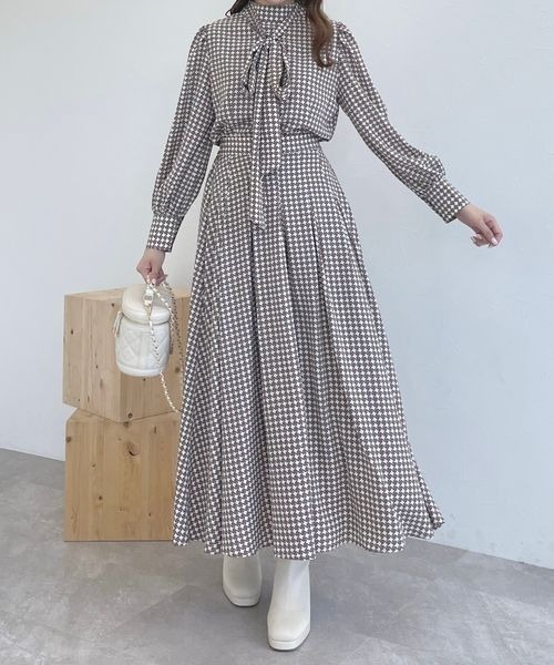 mina❗️幾何学模様 フレアスカート‼️ 楽天市場】幾何学（スカート｜ボトムス）：レディースファッションの通販