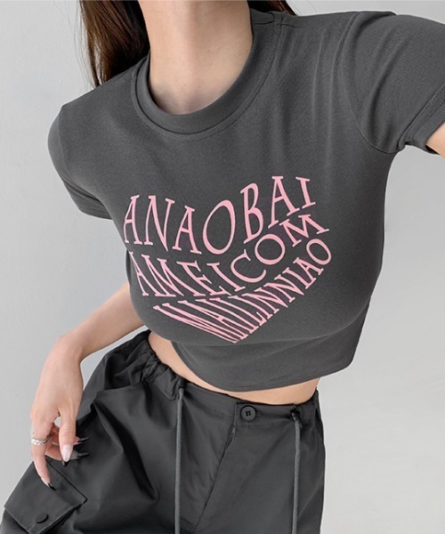 Vipoa(ヴィポア)の「ハートロゴクロップドTシャツ(Tシャツ/カットソー・レディース・ピンク/ホワイト/グレー/ブラック・FREE)」の4枚目の写真