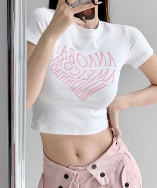 Vipoa(ヴィポア)の「ハートロゴクロップドTシャツ(Tシャツ/カットソー・レディース・ピンク/ホワイト/グレー/ブラック・FREE)」の11枚目の写真