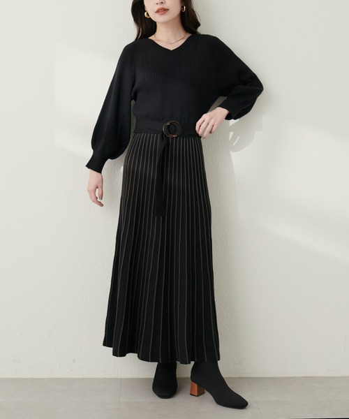 natural couture(ナチュラルクチュール)の「配色ニットプリーツワンピース(ワンピース・レディース・グレイッシュベージュ/ミント/ボルドー/ネイビー/ブラック/チャコールグレー・FREE)」の7枚目の写真