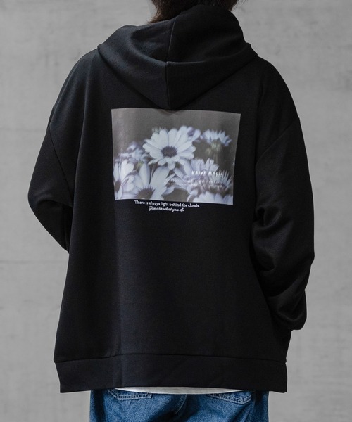 Naive magic（ナイーブマジック）の「【1】シルクタッチダンボールニット バックフォトプリント HOODIE（パーカー・メンズ・ブラック/ブルー/グレイッシュベージュ/ホワイト・LARGE/MEDIUM）」の10枚目の写真