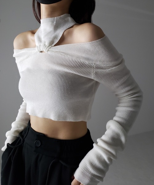 me+em select(ミームセレクト)の「【 5color 】カットアウトオフショルショートリブニット ※※(ニット/セーター・レディース・ホワイト/ブラック/ブラウン/チャコール/グレー・FREE)」の17枚目の写真