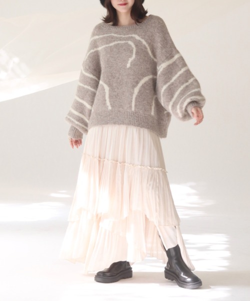 mellowneon（メロウネオン）の「ニュアンスラインウールニット（ニット/セーター・レディース・ベージュ・FREE）」の6枚目の写真