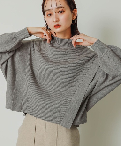 SENSE OF PLACE by URBAN RESEARCH（センスオブプレイスバイアーバンリサーチ）の「ストレッチショルダータックセーター（ニット/セーター・レディース・オフホワイト/ブラック/オレンジ/グレー/ライトブルー・ONE）」の4枚目の写真