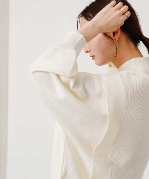 SENSE OF PLACE by URBAN RESEARCH（センスオブプレイスバイアーバンリサーチ）の「ストレッチショルダータックセーター（ニット/セーター・レディース・オフホワイト/ブラック/オレンジ/グレー/ライトブルー・ONE）」の9枚目の写真