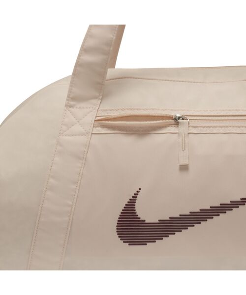 NIKE(ナイキ)の「ナイキ ジム クラブ ダッフルバッグ (24L) / Nike Gym Club Duffel Bag (24L)(ボストンバッグ・レディース・ブラック/ピンクベージュ・ONE SIZE)」の20枚目の写真