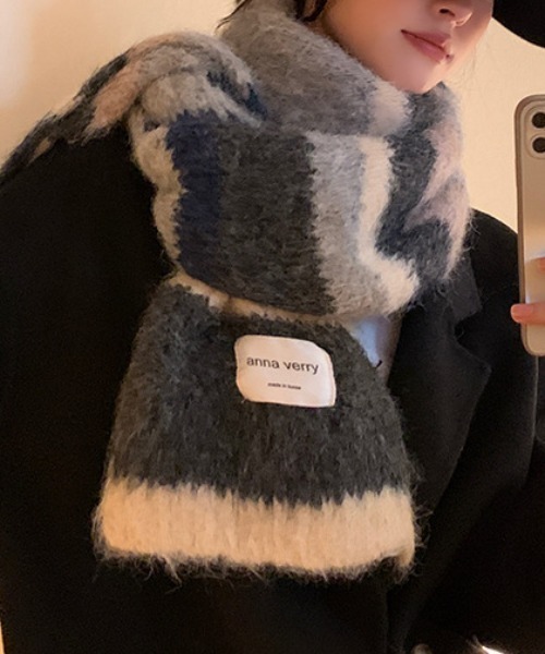 Vipoa（ヴィポア）の「モヘアライクマフラー（マフラー・レディース・ピンク/パープル/グレー/グリーン/ベージュ・FREE）」の2枚目の写真