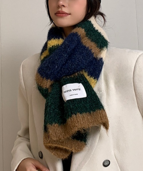 Vipoa（ヴィポア）の「モヘアライクマフラー（マフラー・レディース・ピンク/パープル/グレー/グリーン/ベージュ・FREE）」の3枚目の写真