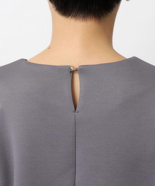 OPAQUE.CLIP(オペークドットクリップ)の「◆ペプラムデザイントップス【洗濯機洗い可】(Tシャツ/カットソー・レディース・ダークグレー/ブラック/ナチュラル・40/38/42)」の17枚目の写真