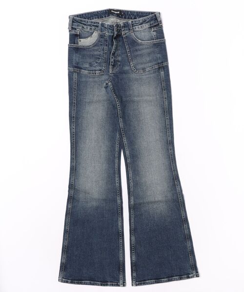 Desigual(デシグアル)の「Danis Flare Long Denim Pants / ダニス フレアロングデニムパンツ(デニムパンツ・レディース・ブルー・42/40/38/36/44)」の2枚目の写真