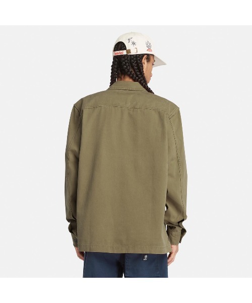 Timberland(ティンバーランド)の「メンズ ウォッシュド ヘビー ツイル オーバーシャツ(シャツ/ブラウス・メンズ・ダークブルー/カーキ・SMALL/MEDIUM/LARGE/X-LARGE/XX-LARGE)」の5枚目の写真