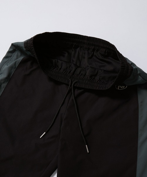 re_k by JUNRED（レクバイジュンレッド）の「re_k by JUNRED / バイカラーウーブントラックパンツ（その他パンツ・メンズ・ブラック/ベージュ系その他/チャコールグレー・S/M/L）」の10枚目の写真
