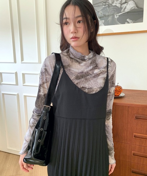 UNE MANSION（ユヌマンション）の「2WAYサイドベルトダブルポケットバッグ（ショルダーバッグ・レディース・ブラウン/ブラック・FREE）」の5枚目の写真