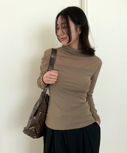 UNE MANSION（ユヌマンション）の「2WAYサイドベルトダブルポケットバッグ（ショルダーバッグ・レディース・ブラウン/ブラック・FREE）」の9枚目の写真