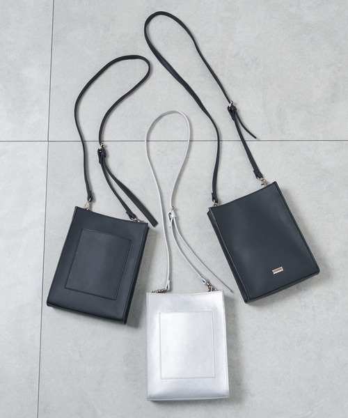 WEGO（ウィゴー）の「WEGO/レザータッチスクエアショルダー（ショルダーバッグ・レディース・その他1/シルバー/ブラック・FREE）」の9枚目の写真
