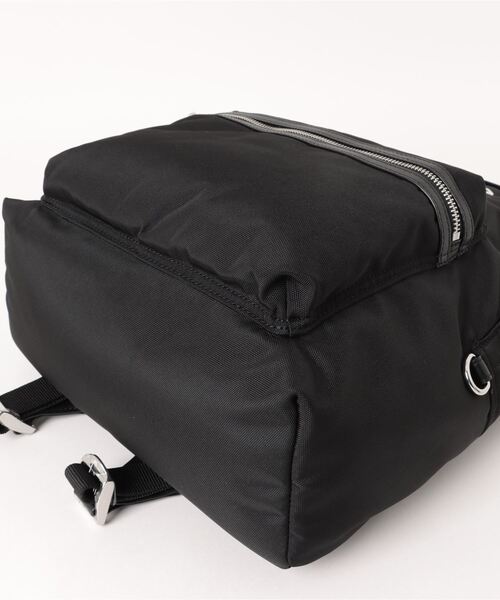 KENZO(ケンゾー)の「'KENZO Varsity' ナイロン バックパック(バックパック/リュック・メンズ・ブラック系その他・ONE SIZE)」の3枚目の写真