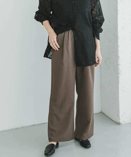 ITEMS URBANRESEARCH（アイテムズ アーバンリサーチ）の「『速乾/UVカット』『Sサイズあり』『セットアップ対応』イージーケアワイドパンツ（その他パンツ・レディース・ブラック系その他/チャコールグレー/モカ・SMALL/FREE）」の10枚目の写真