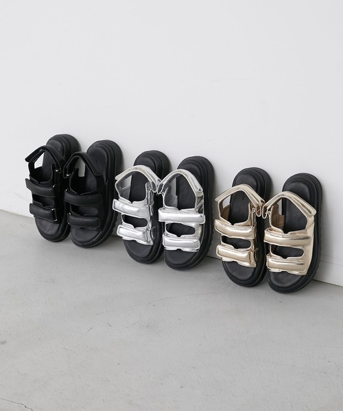 forksy.(フォルクシー)の「【forksy.】パフィーベルトサンダル(サンダル・レディース・ゴールド/シルバー/ブラック・S/M/L/LL)」の4枚目の写真