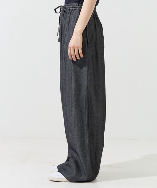 FREAK'S STORE(フリークスストア)の「限定展開 レーヨン デニム イージーパンツ(デニムパンツ・レディース・ネイビー/ブラック/ブルー・SMALL/MEDIUM)」の8枚目の写真