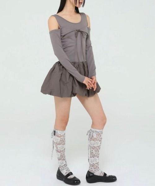 UGLY SHADOW(アグリーシャドウ)の「【Uglyshadow】ROSE LACE LONG SOCKS / 【アグリーシャドウ】ローズレースロングソックス(ソックス/靴下・レディース・グレー/ベージュ/ブラック・ONE SIZE)」の14枚目の写真