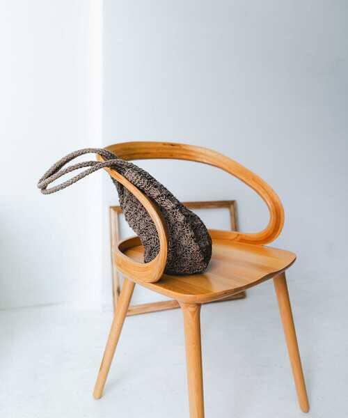 RODE SKO（ロデスコ）の「ペーパーショルダートートバッグ（トートバッグ・レディース・グレー/ナチュラル/オレンジ系その他・ONE）」の8枚目の写真